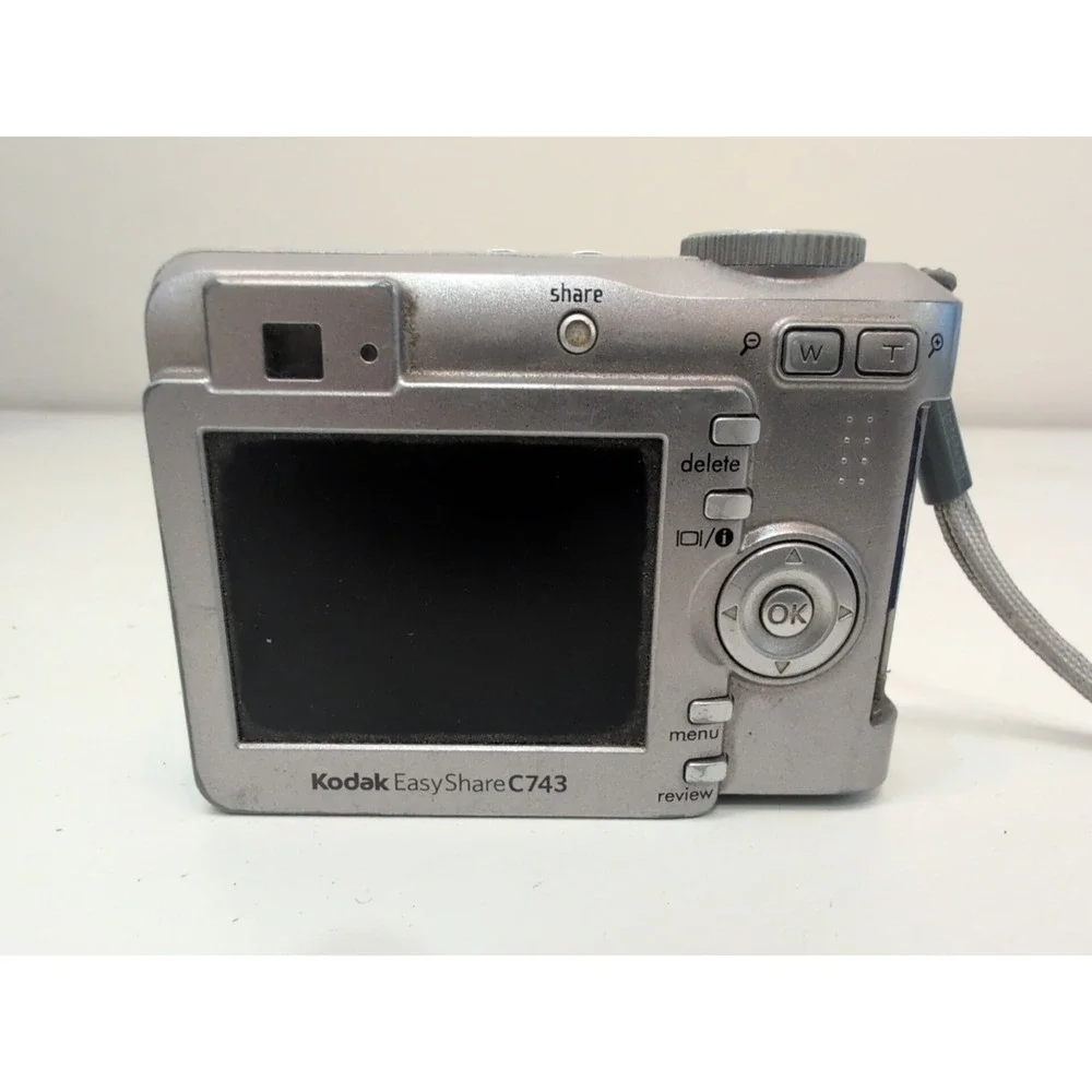 Kodak EasyShare C743 Digital Camera - Silver